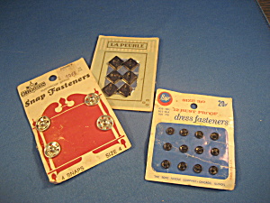 One Card Of Buttons And 2 Cards Of Snaps