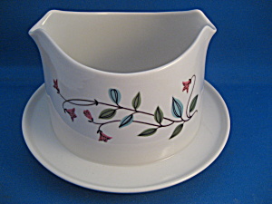 Franciscan Gravy Bowl In Winsome Design