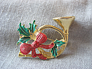 Christmas Horn Pin