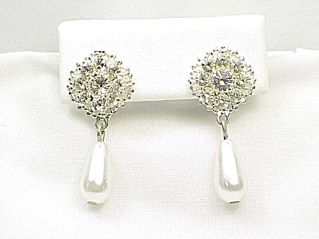Wedding Style Rhinestone And Dangling Pearl Pierced Earrings