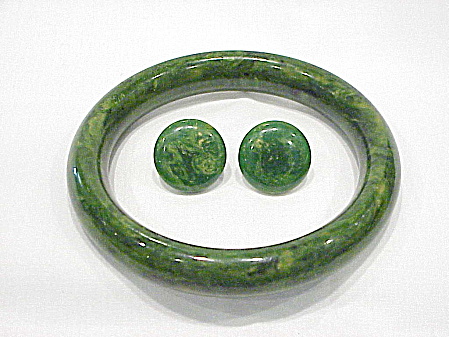 Vintage Marbled Green Bakelite Bangle Bracelet And Pierced Earrings