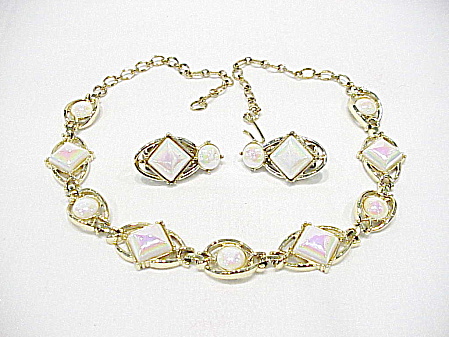 Vintage Emmons White Iridescent Pearl Necklace And Clip Earrings Set