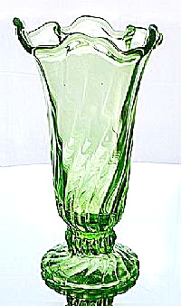 Fenton Jolly Green Colony Swung Vase